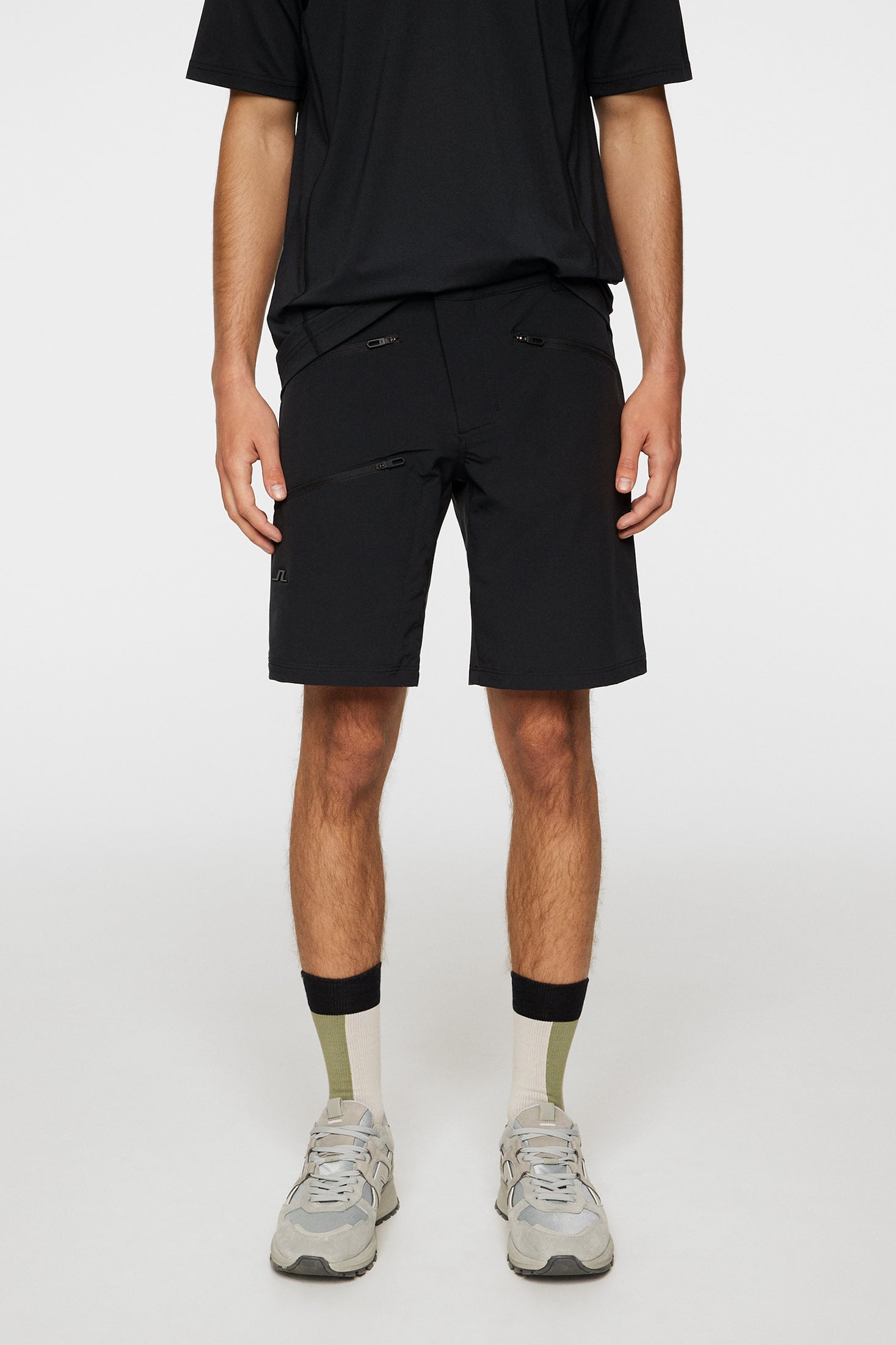 Adrian Softshell Shorts / Black