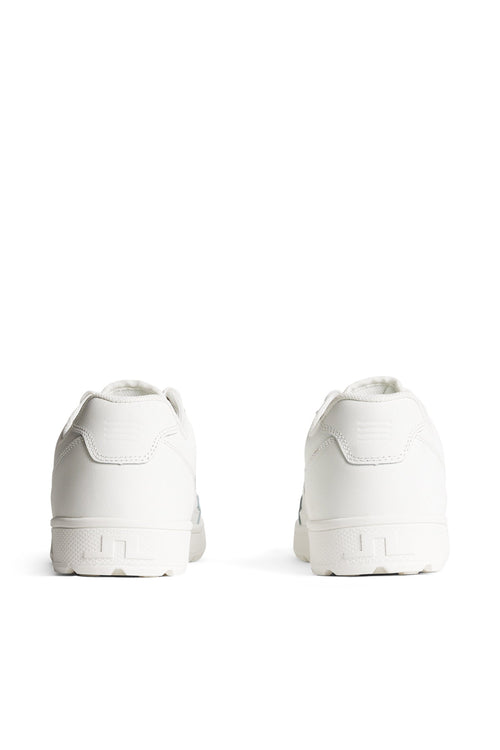 Ace Low-Top Golf Sneaker / White